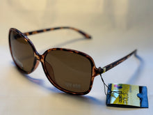 Load image into Gallery viewer, Polarised Fashion Sunglasses for the Stylish Woman